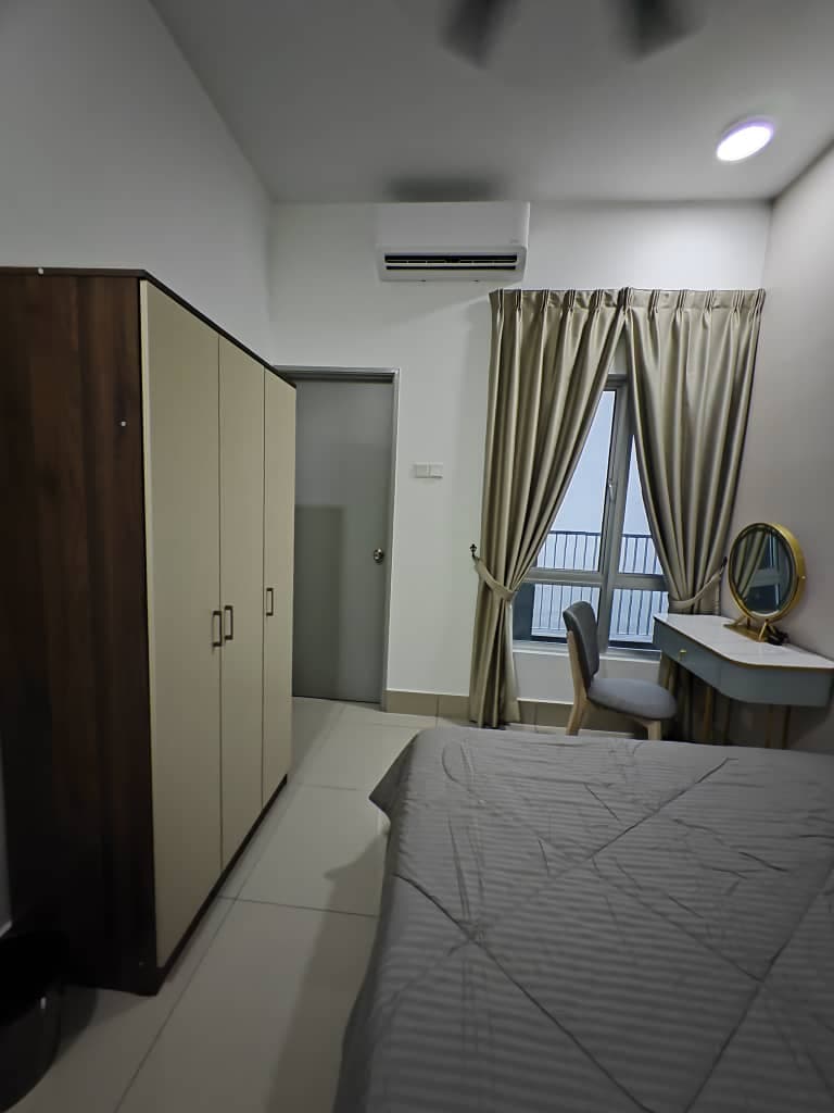 Razak City Residence - Original Middle Room 1