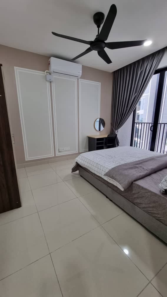 Aratre' Residences - Middle Room R2
