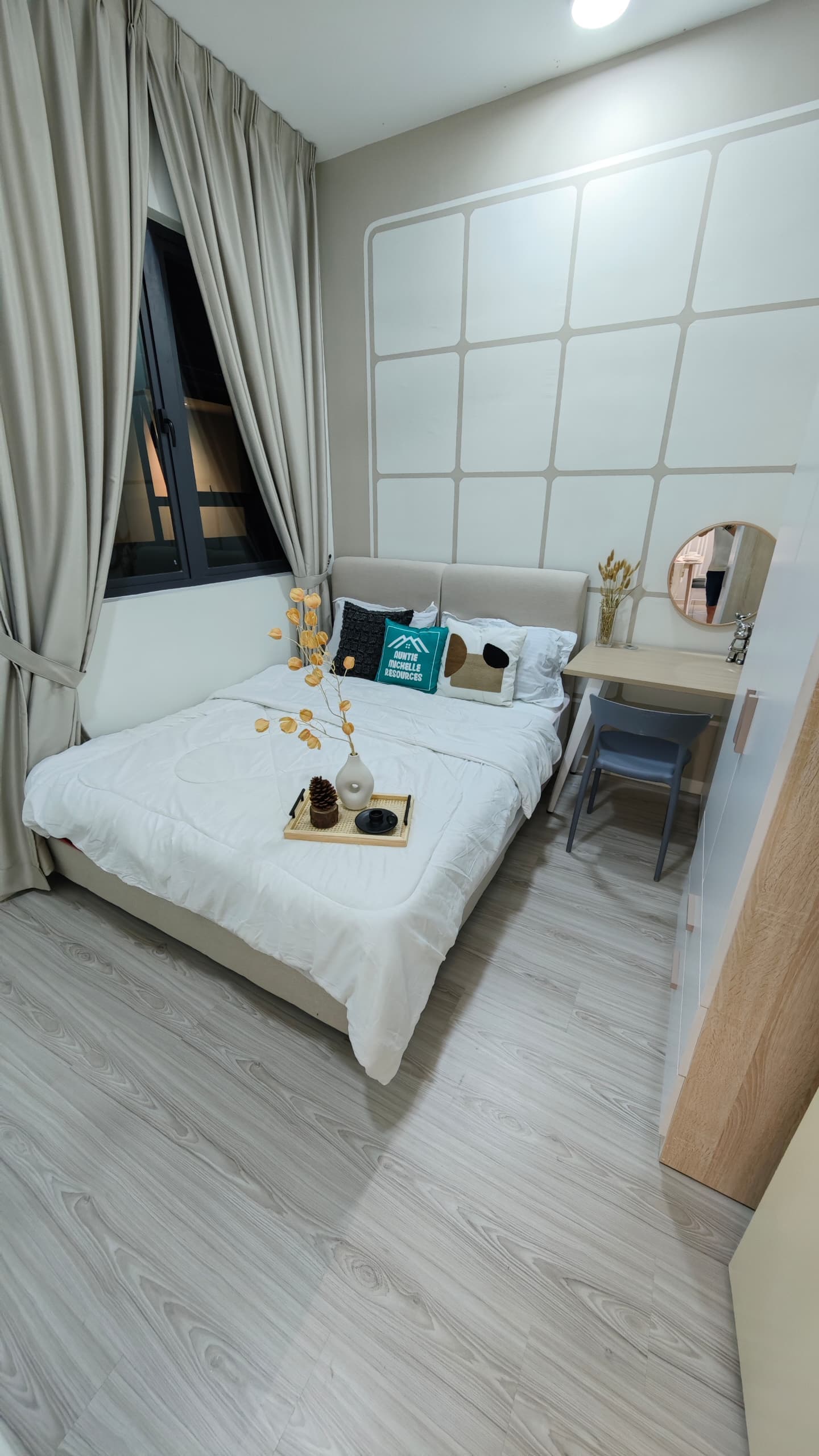 Meta Residence @ Seri Kembangan - Ori Small Middle 1