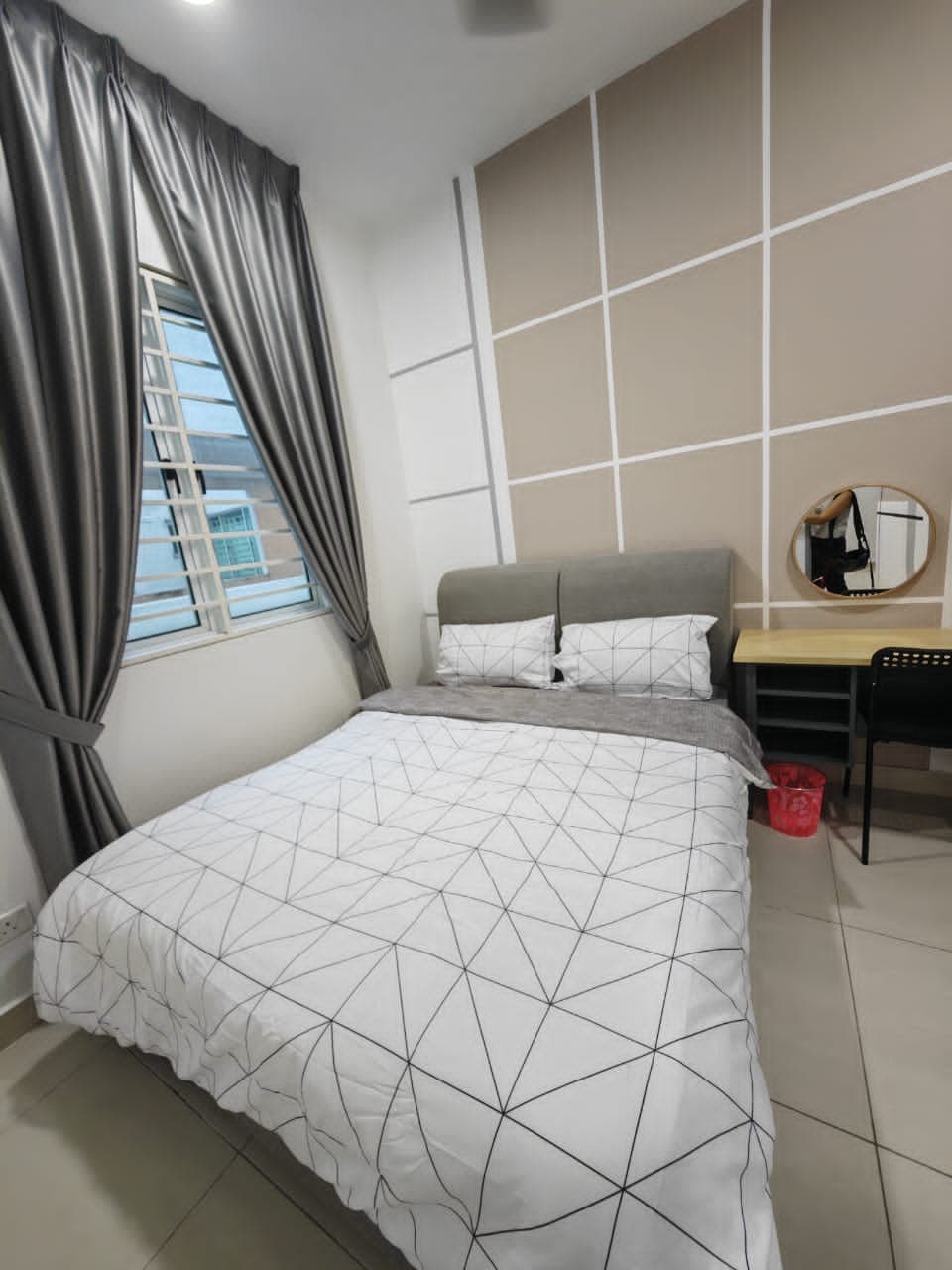 Qashi Home - Room 3