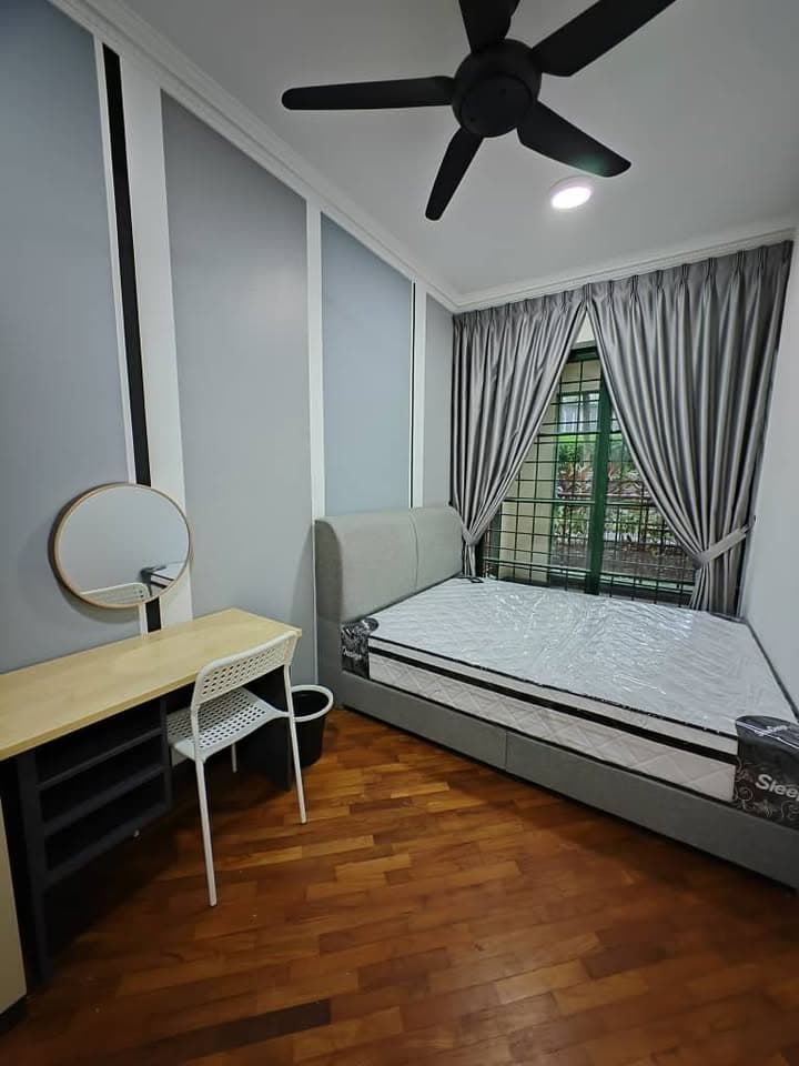 Mont' Kiara Sophia Condo - Partition Middle R2