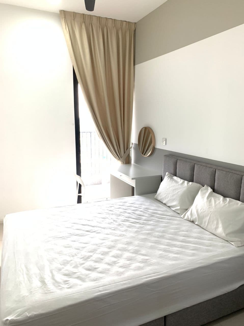 Sq Where Serviced Apartment - Partition Middle 3