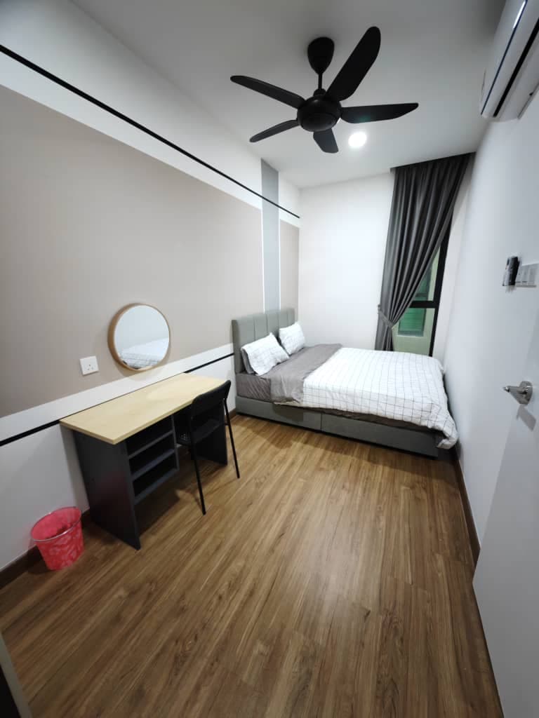 Aratre' Residences - Middle Room 5