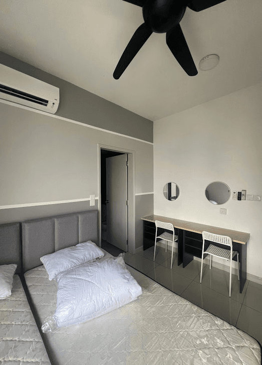 Riana South - Master Bedroom R1