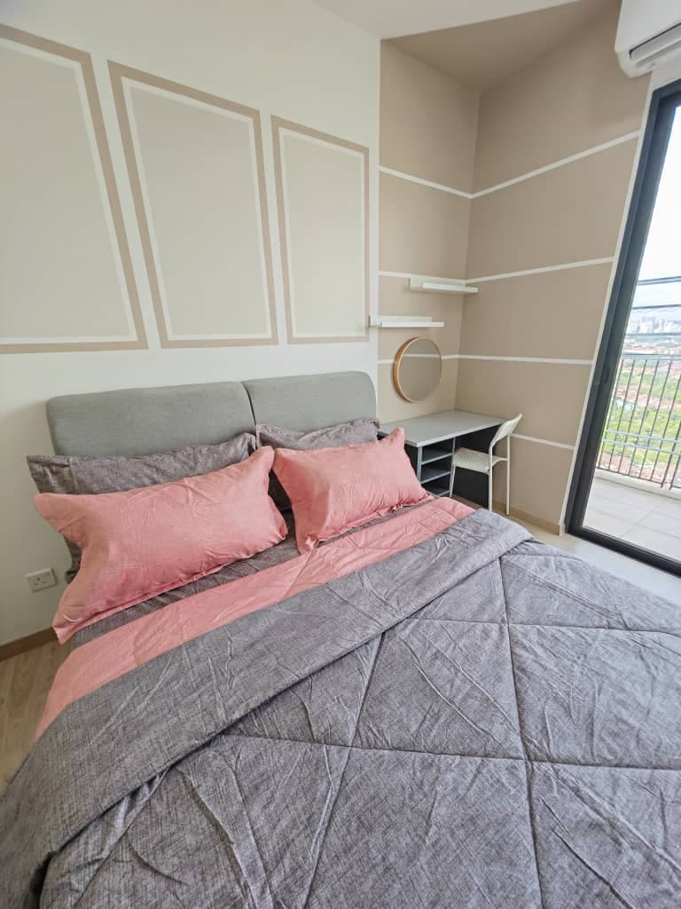 Emporis Residences - Original Middle Room 3