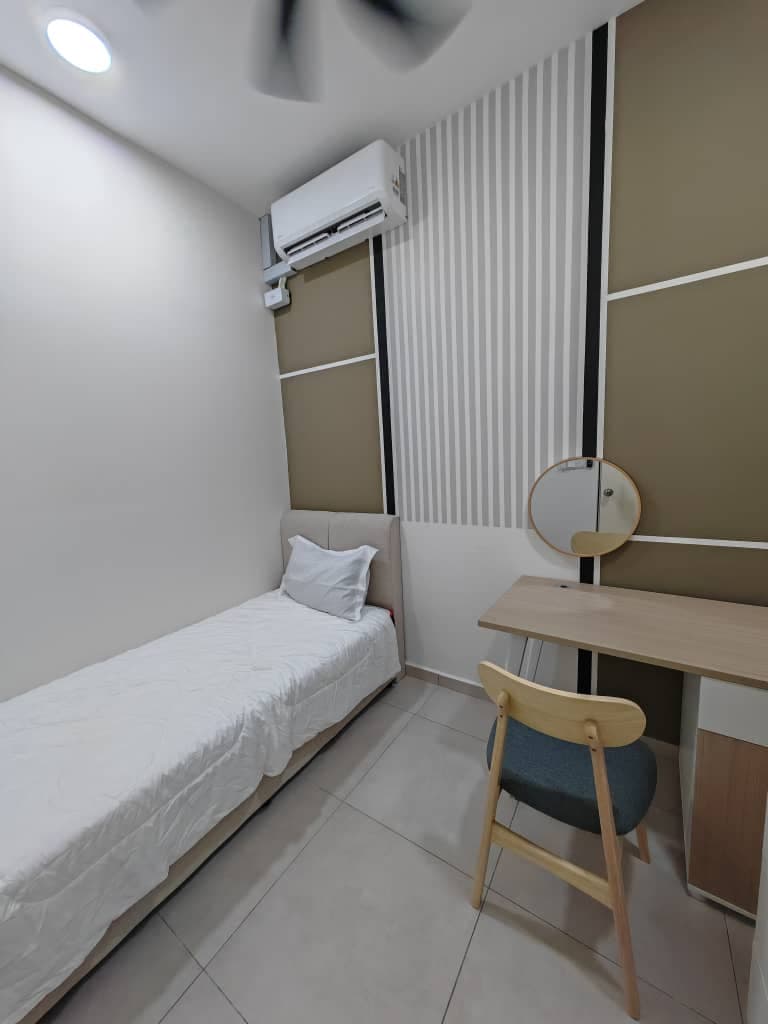 Meta Residence @ Seri Kembangan - Small Middle R1