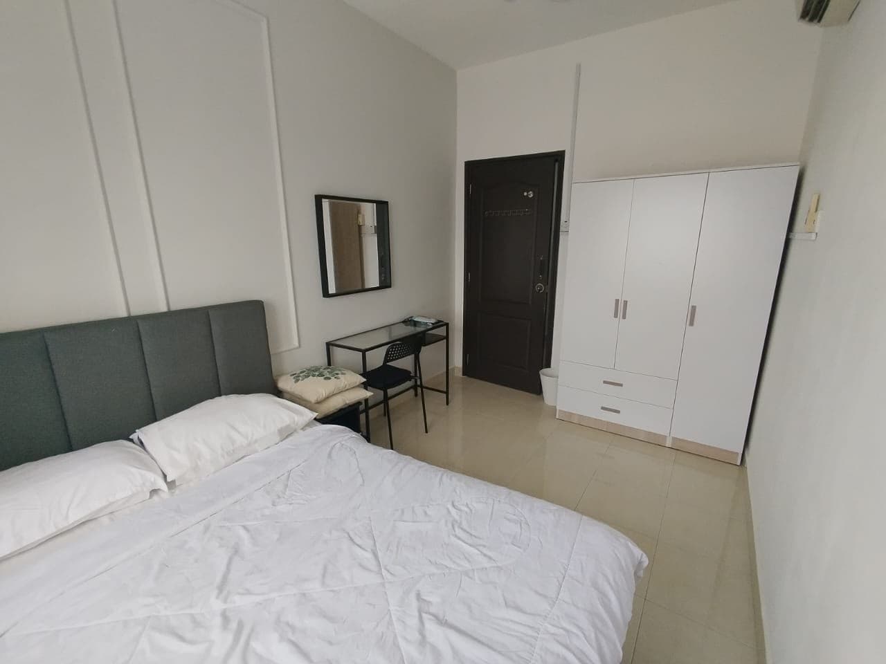 Pelangi Utama - Medium Room 4
