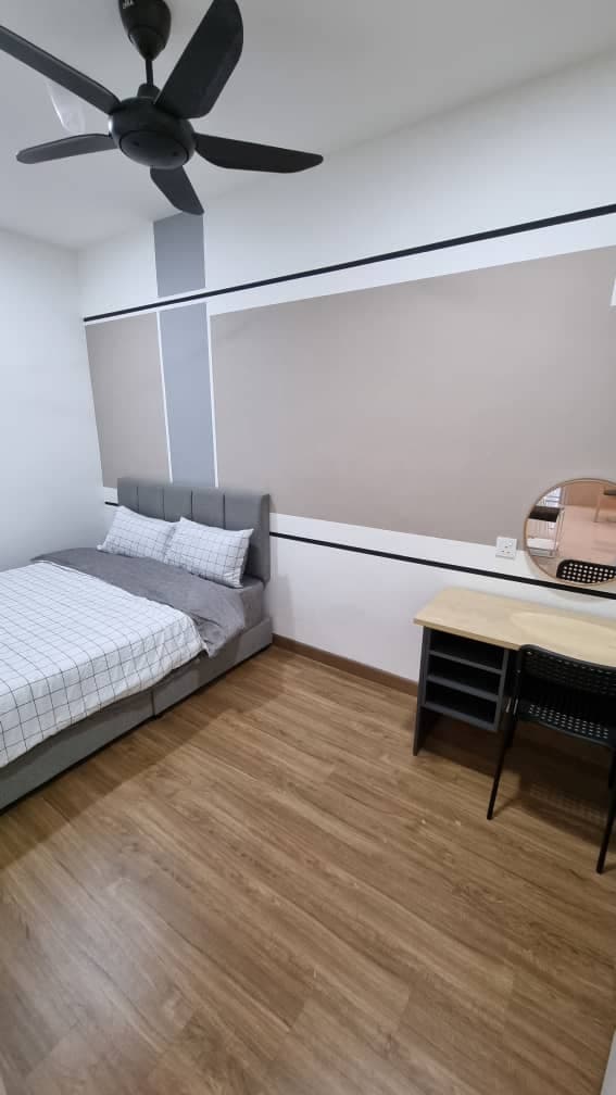 Aratre' Residences - Middle Room 5