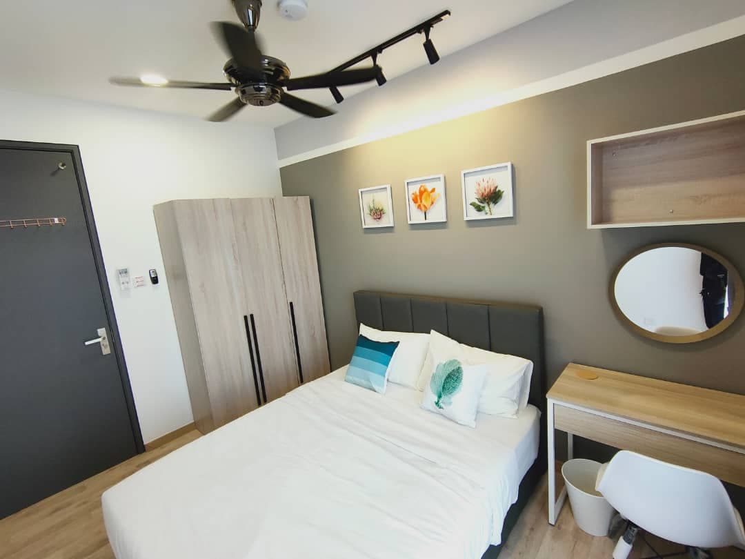 Emporis Residences - Partition Middle 2