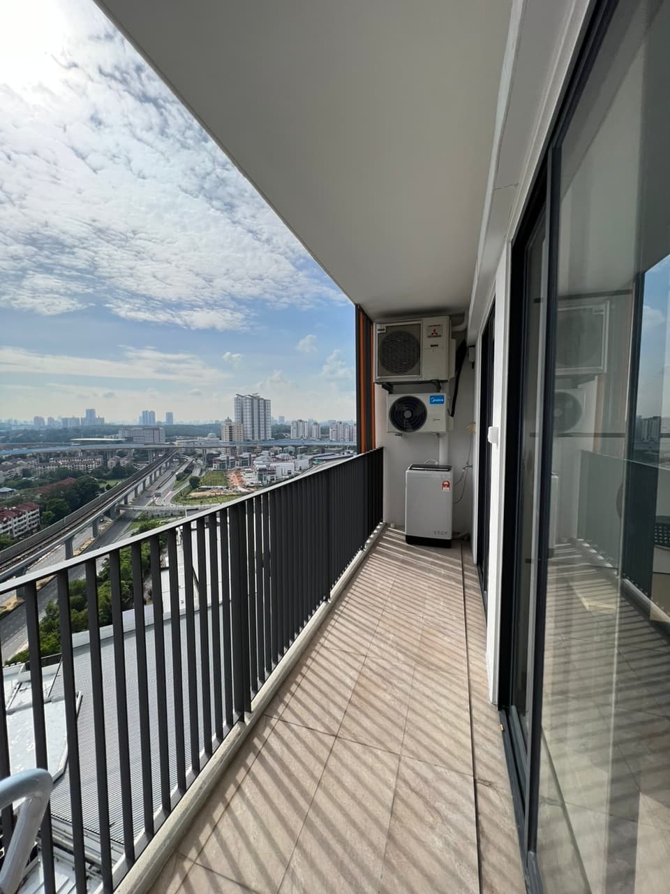 Emporis Residences - Room 2